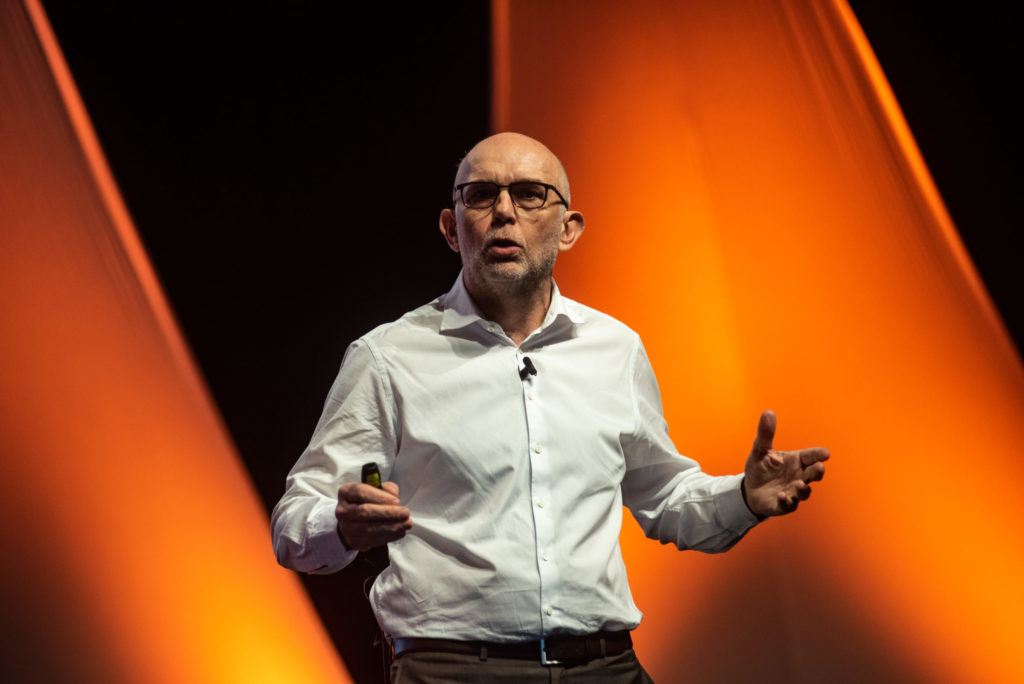 Nicolas Caron Conférencier Commercial