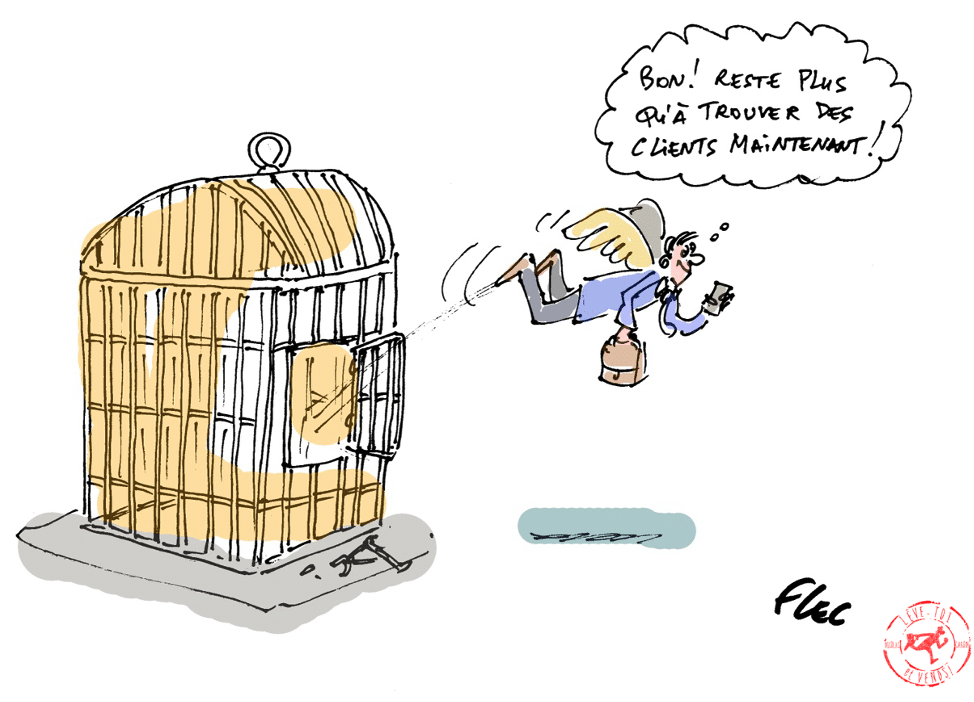 Un freelance s’échappe d’une cage dorée, prêt à s’envoler vers sa liberté, en réalisant qu’il lui reste à trouver des clients.